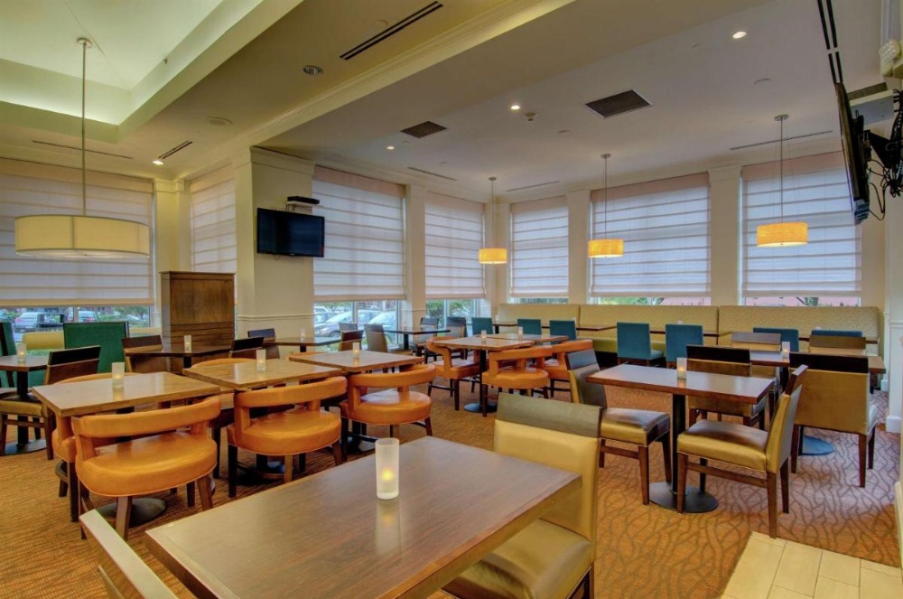 Hilton Garden Inn Norwalk Image 26
