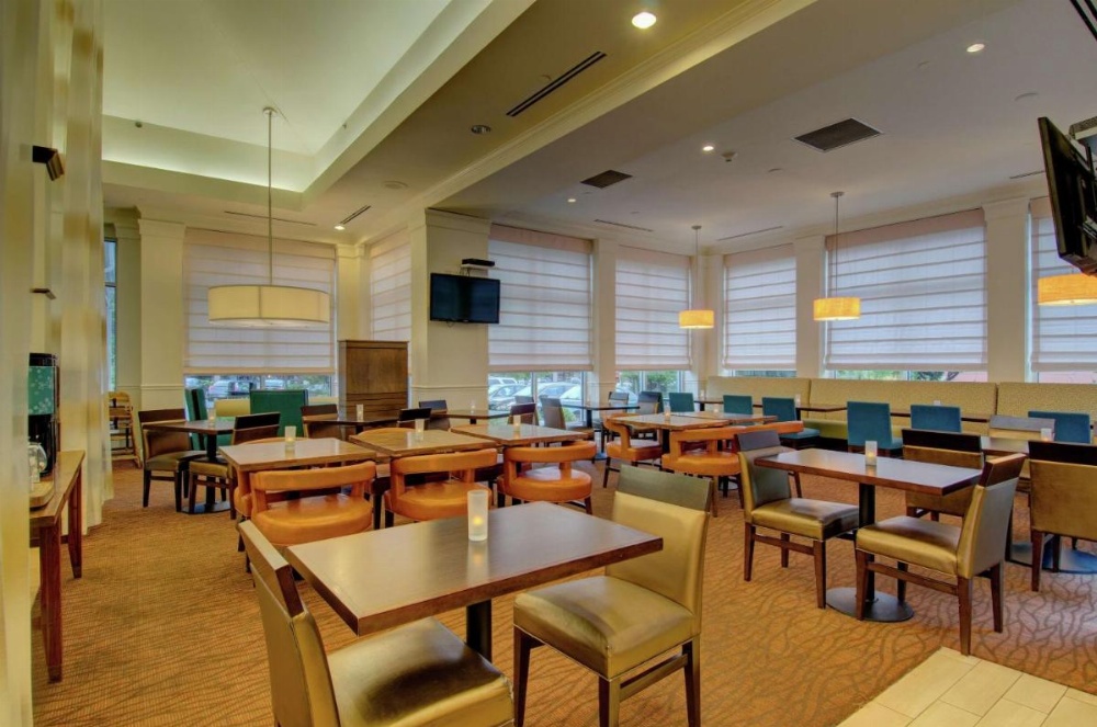 Hilton Garden Inn Norwalk Image 31
